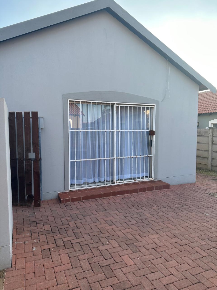 2 Bedroom Property for Sale in Brits North West